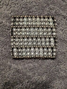 Silver-Tone Rhinestone Cuff Bracelet Like New - OS - Vintage Look, Chic, Voguish